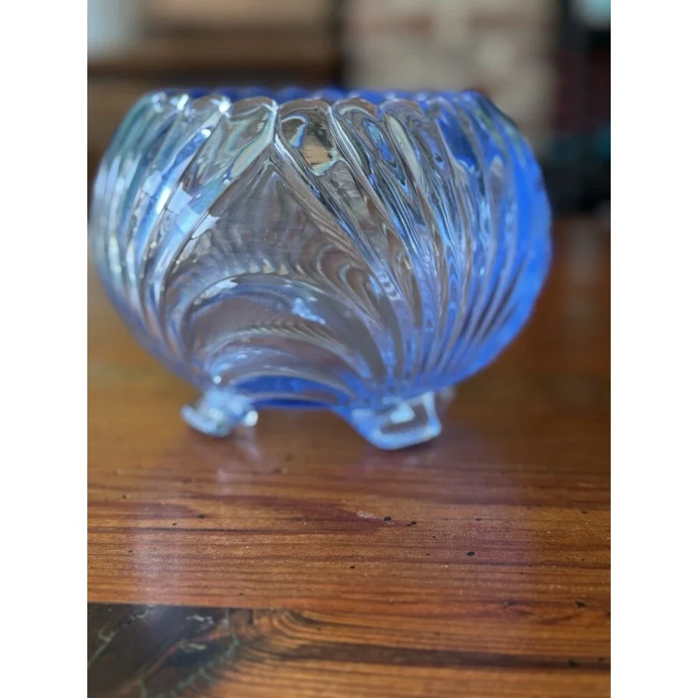 Vintage Elegant Glass Cambridge Blue Caprice Footed Rose Bowl 4.5